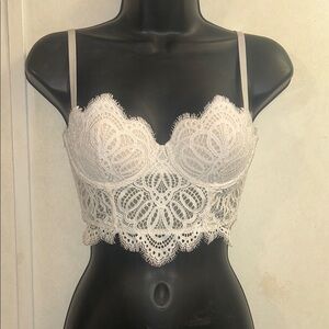 Victoria’s Secret dream angels White Lace Bra with Scalloped Trim